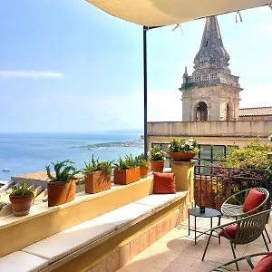  Otel Mabel